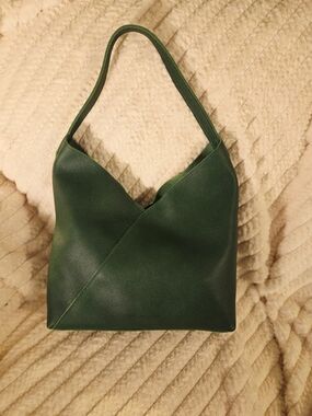 NEW Beautiful Oversized Naomi Leather Shoulder Bag